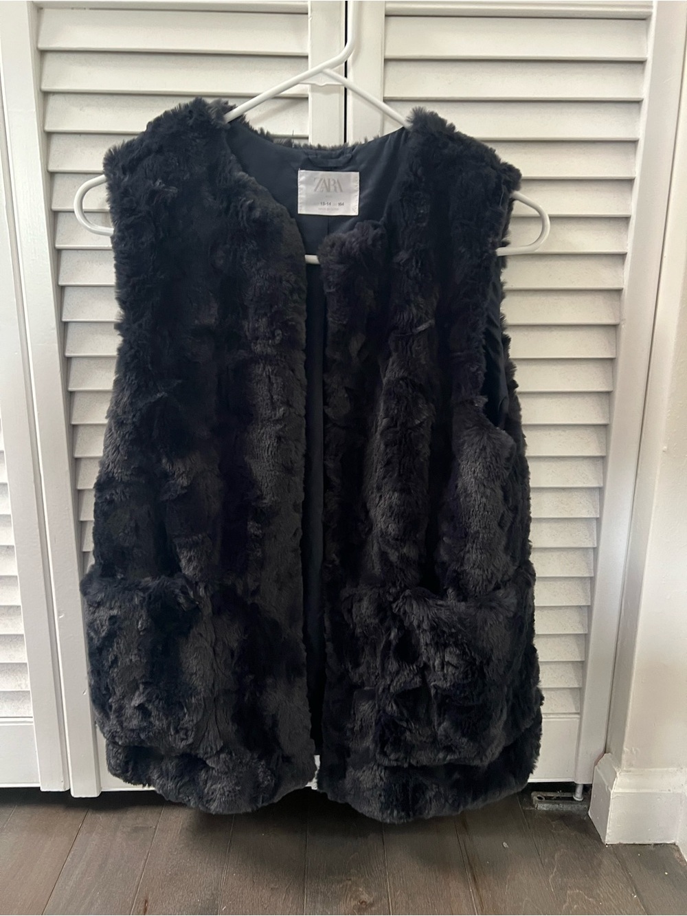Zara Outerwear Faux Fur Girls Kids Vest Size 13/14